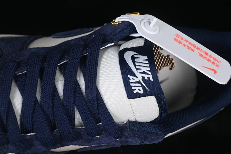 All categories Nk Air Force 1 Air Force series Nk Air Force 1 Low Air Force low-top Nike Air Force 1'07 Low Year of the Horse limited edition Navy blue Prancing Horse Air Force 1 low-top casual sneakers XD0028-013
